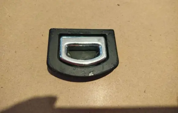 Audi TT Mk1 Bracket in trunk/boot 1J0864203