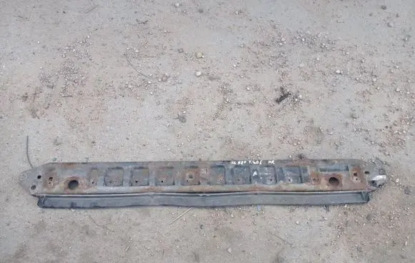 Volvo S80 Bottom radiator support slam panel 31265124 31202751
