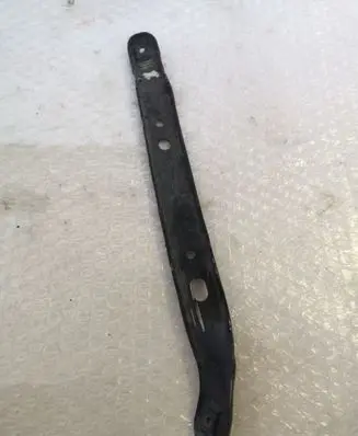 Ford Mustang VI Fender mounting bracket