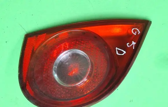 Volkswagen Golf V Tailgate rear/tail lights 1K6945093J