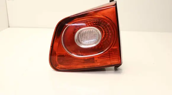 Volkswagen Tiguan Tailgate rear/tail lights 5N0945094C