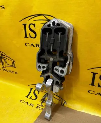Ford Kuga III Gearbox mounting bracket LX636P082AB