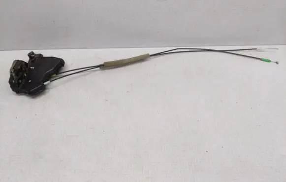 Toyota Corolla E120 E130 Front door lock 