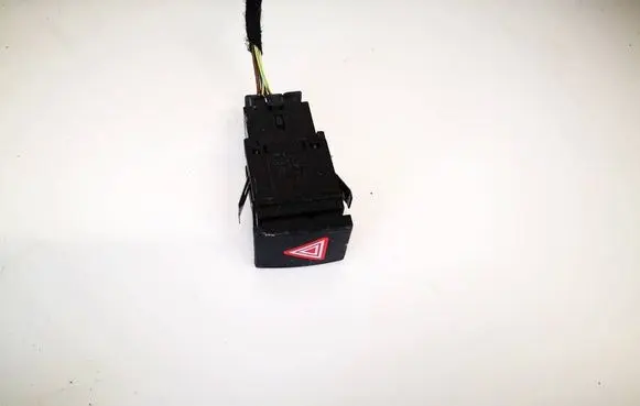 Volkswagen Polo IV 9N3 Hazard light switch 6q0953235a