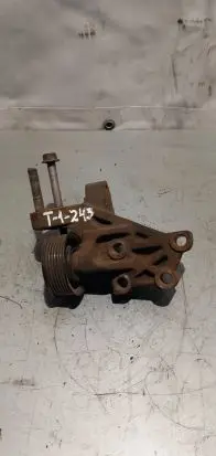 Toyota RAV 4 (XA30) Engine mounting bracket 1231526020 T1243