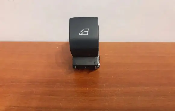 Volvo XC40 Electric window control switch 11141 31456060