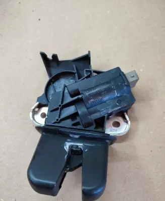 Audi A4 S4 B8 8K Tailgate/trunk/boot lock/catch/latch 4F5827505