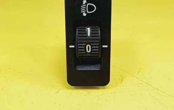 Mini One - Cooper R50 - 53 Headlight level height control switch 61318360460