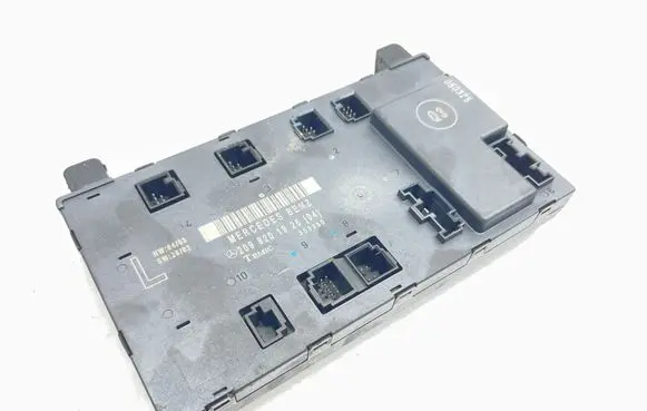 Mercedes-Benz CLK A209 C209 Door control unit/module 2098201926