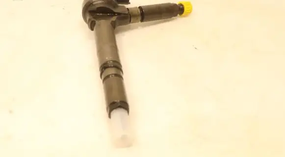 Opel Astra H Fuel injector 0445110175