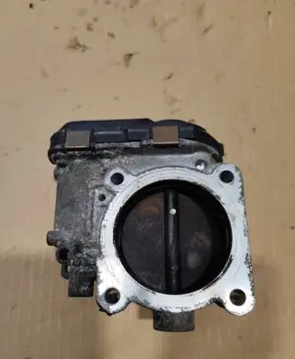 Volvo V70 Throttle valve 8677796 8D050210 8065021A