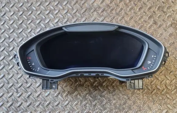 Audi Q5 SQ5 Speedometer (instrument cluster) 8W5920890D 0263731023