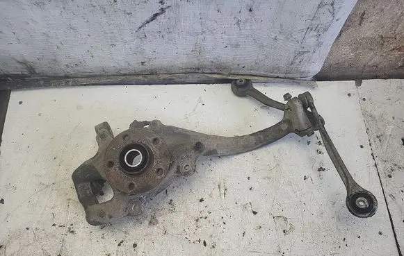 Audi A4 S4 B8 8K Front wheel hub spindle knuckle