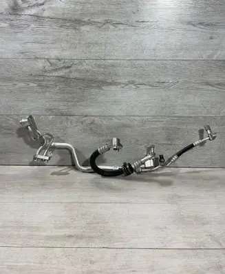 BMW 5 G30 G31 Air conditioning (A/C) pipe/hose 9324798
