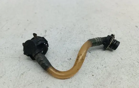 Mercedes-Benz A W168 Fuel line pipe A6680701132 A6680700832 A6680700432