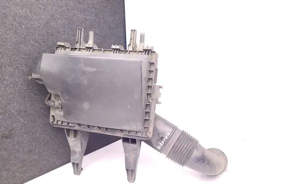 Air filter box