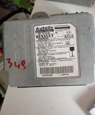 Renault Megane III Airbag control unit/module 8200682381