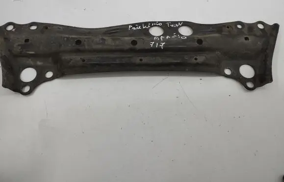 Radiator mount bracket