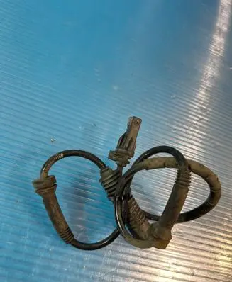 BMW 1 E81 E87 ABS brake wheel speed sensor 10071161983