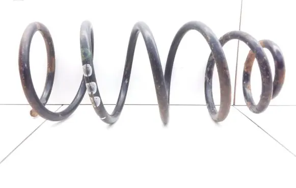 Volkswagen Golf III Front coil spring