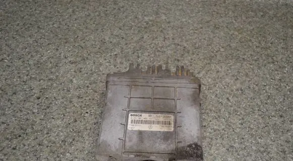 Renault Scenic I Engine control unit/module 7700109621 0281001809