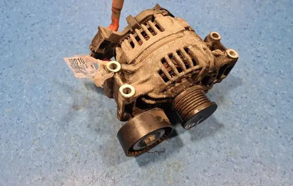 BMW 1 E81 E87 Generator/alternator 0124325116