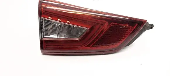 Tailgate rear/tail lights