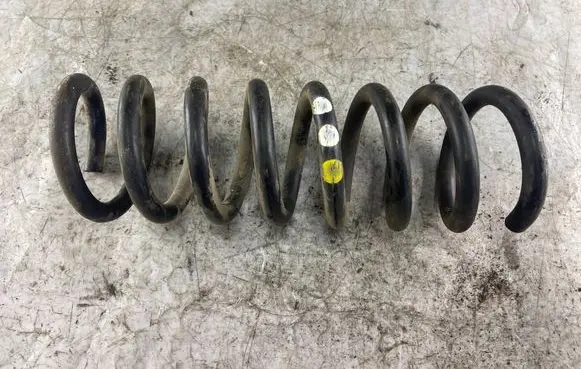 Mercedes-Benz E W210 Rear coil spring