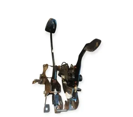Subaru Outback Pedal assembly 