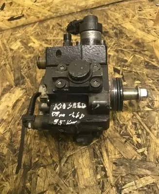 KIA Ceed Fuel injection high pressure pump 0445010206