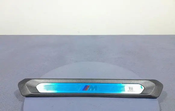 BMW X3 E83 Foot area side trim 8068487