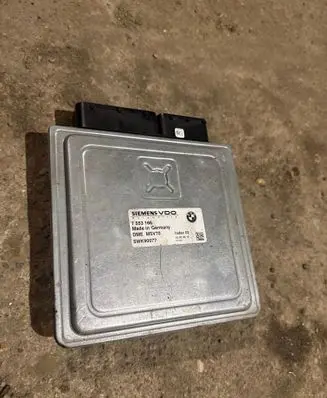 BMW 5 E60 E61 Engine control unit/module 7553166 5WK90077