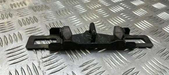 Volvo XC60 Loading door lock loop/hook striker 31276686