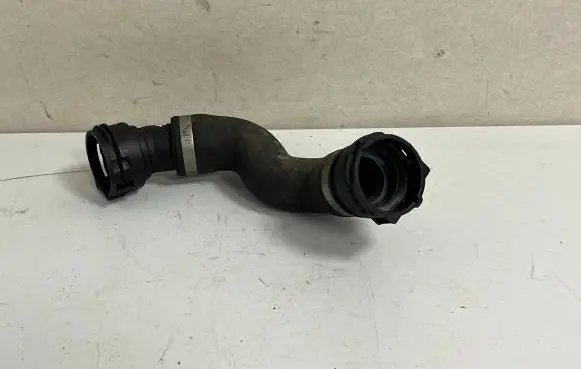 BMW 7 F01 F02 F03 F04 Engine coolant pipe/hose 8509273 PA66GF30 3225GRD