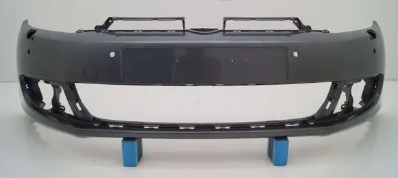 Volkswagen Golf VI Front bumper 5K0807221