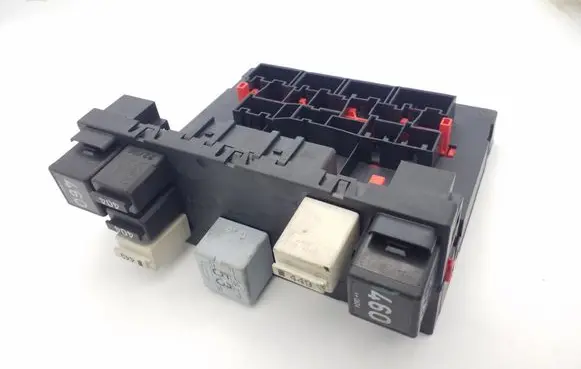 Volkswagen PASSAT B6 Power management control unit 3C0937049D 280228711