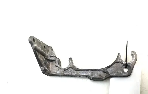 Mercedes-Benz E W212 Air filter cleaner box bracket assembly A6510940127