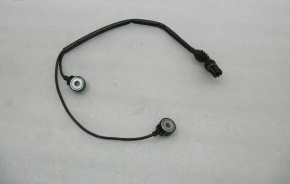 BMW 6 E63 E64 Detonation knock sensor 0261231136