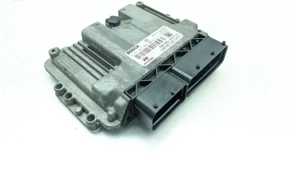 Hyundai i30 Engine control unit/module 39106-2A713 0281016009 1039S28613