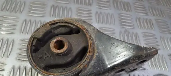 Mazda 323 Engine mount bracket BC1D39040