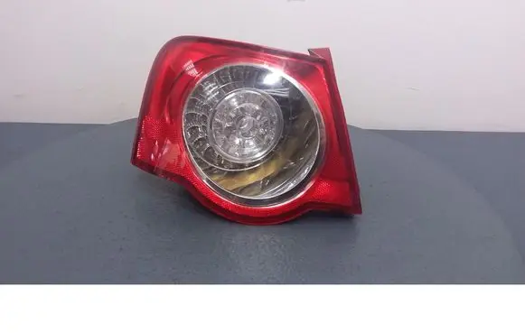 Volkswagen PASSAT B6 Rear/tail lights 3C5945095C