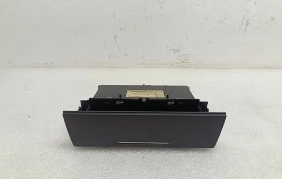Audi A3 S3 8L Glove box 8L0863077