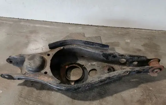 Lexus NX Rear upper control arm/wishbone 4873878010