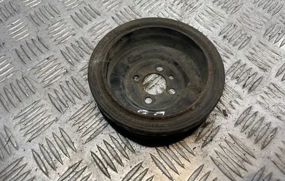 Volkswagen PASSAT B8 Crankshaft pulley 03G105243