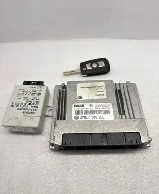 BMW 3 E46 Engine ECU kit and lock set 7508292 0261209007
