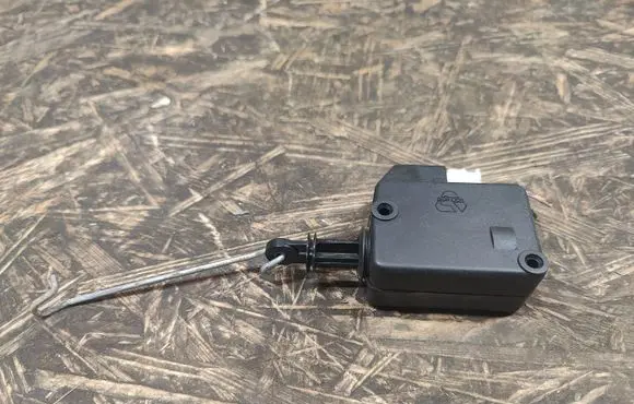 Citroen Evasion Tailgate boot lock/latch motor 