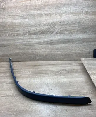 BMW 5 E39 Front bumper corner part panel trim 7005956 7005956A