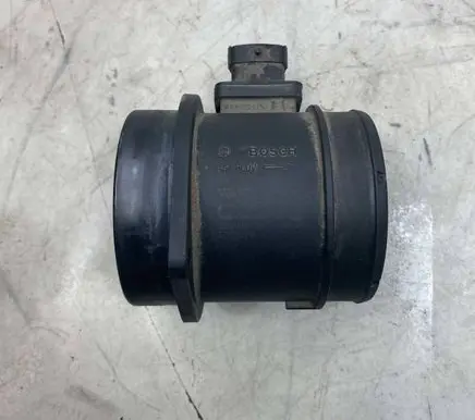 Volvo S80 Mass air flow meter 30785472 8G9N12B579AA 0281002972