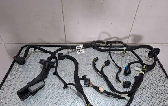 Opel Mokka Front door wiring loom/harness boot 94784858