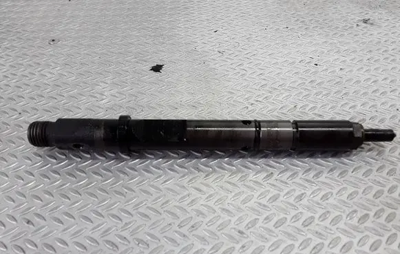 Audi A6 S6 C5 4B Fuel injector 059130201B